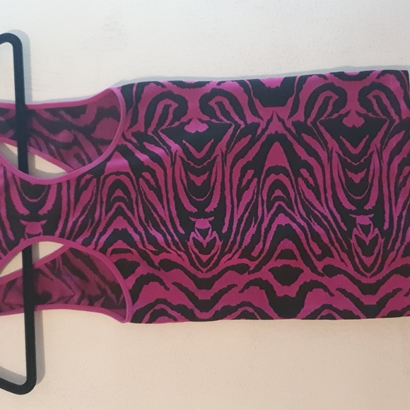 Ladies Tank top - Picture 3 of 3